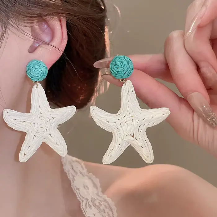Boucles d'oreilles pendantes en raphia tressé pour femme, motif étoile de mer et fleur, bijoux d'oreille originaux pour vacances à la plage K