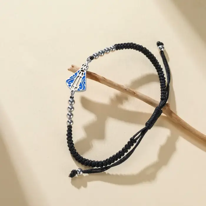 Bracelet Croix de la Vierge Aparecida en Acier Inoxydable, Cordon Tressé Réglable, Émail Bleu, Bijou Religieux, Cadeau