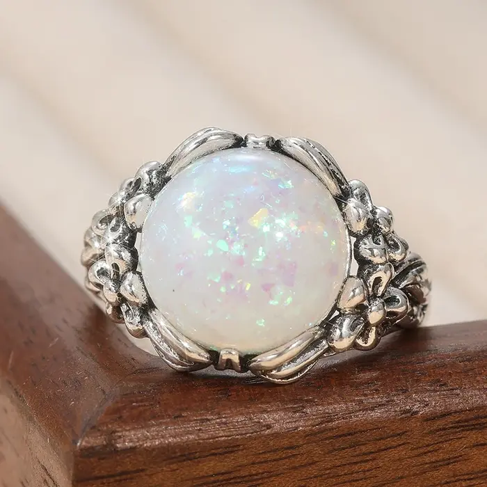 Bague vintage pour femme en argent avec opale imitation incrustée, idéale pour le quotidien et les s
