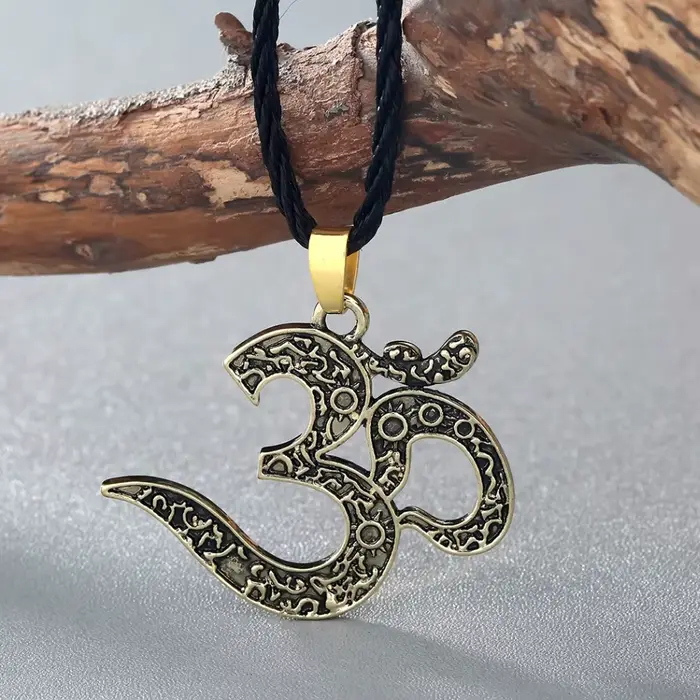 Collier OM Ohm vintage plaqué argent bronze bijou spiritualité méditation cadeau occasions spéciales femmes
