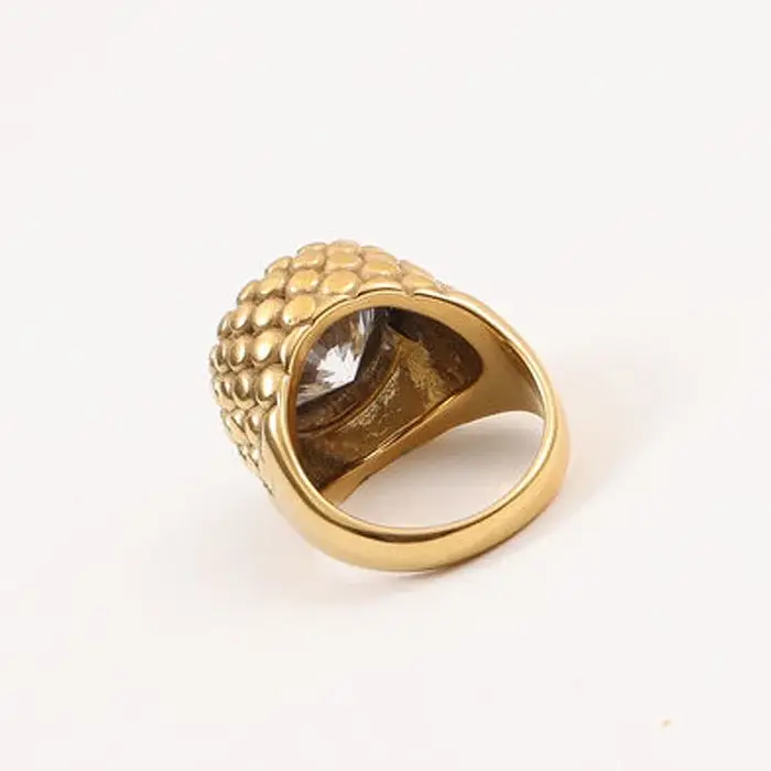Anneaux chevalets en zircon pour femmes design géométrique acier inoxydable plaqué or 18 carats bijoux élégants et sophistiqués pour toutes occasions