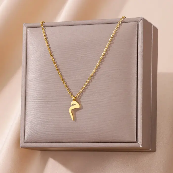 Collier Alphabet arabe pour femmes