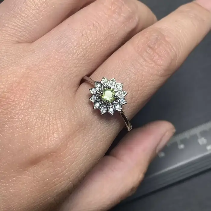Bague en péridot naturel 50FLOWER