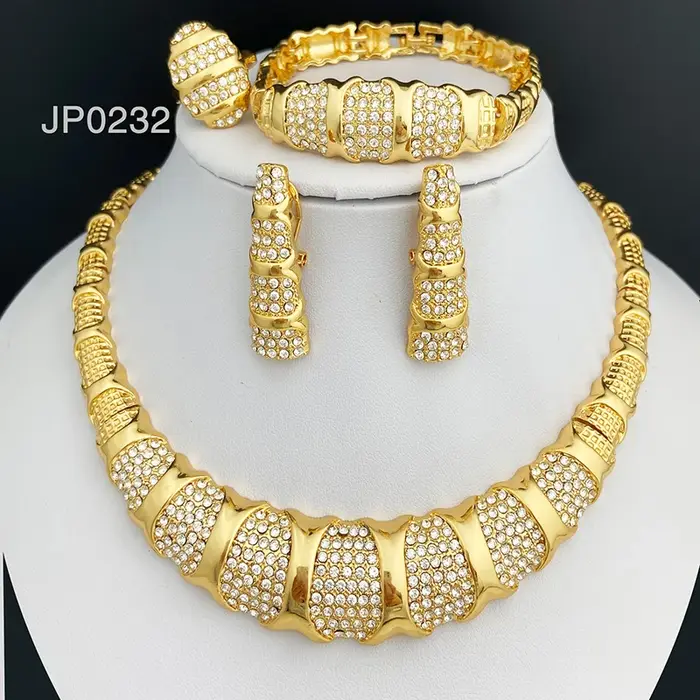 Ensemble de bijoux de luxe plaqué or 18 carats pour femme, collier, boucles d'oreilles, bracelet et 