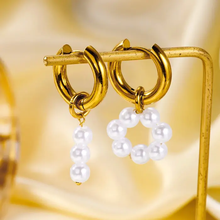 Boucles d'oreilles pendantes asymétriques en acier inoxydable avec perles