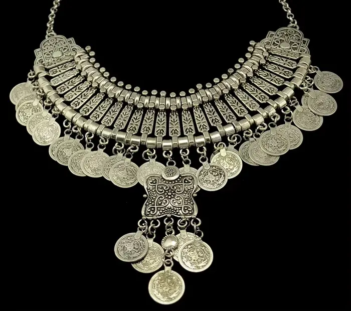 Gypsy bohème plage Vintage pièces gland collier ras du cou Afghan turc Festival robe ethnique Tribal