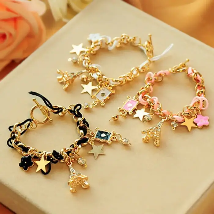Nouvelle arrivée femmes fleurs Bracelet chaîne étoile coeur Paris tour Eiffel couronne Poker mignon