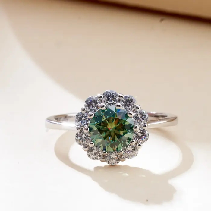 Bague Moissanite en forme de fleur de 1,0 carat pour femme élégante, en argent sterling 925 massif c
