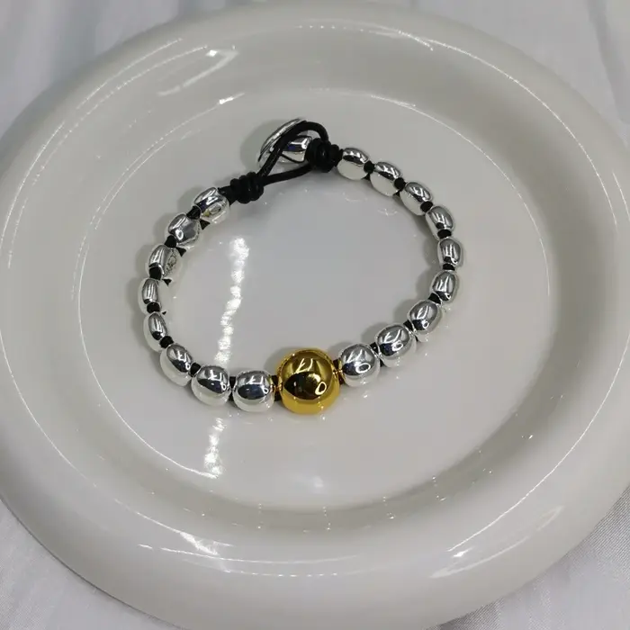 Bracelet de perles rondes irrégulières