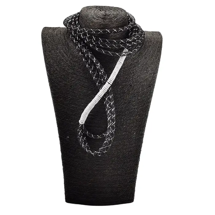 UKEBAY – colliers en maille