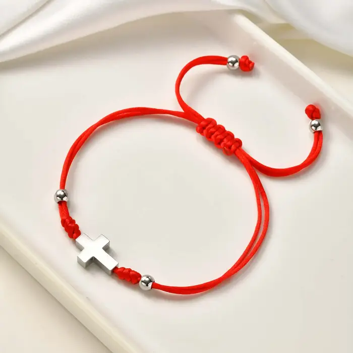 Bracelet croisé en corde tressée rouge pour femmes