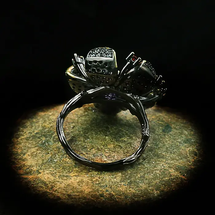 Bague en argent 925 sertie de zirconium violette fleur unique pour femmes occasions festives et cérémonies