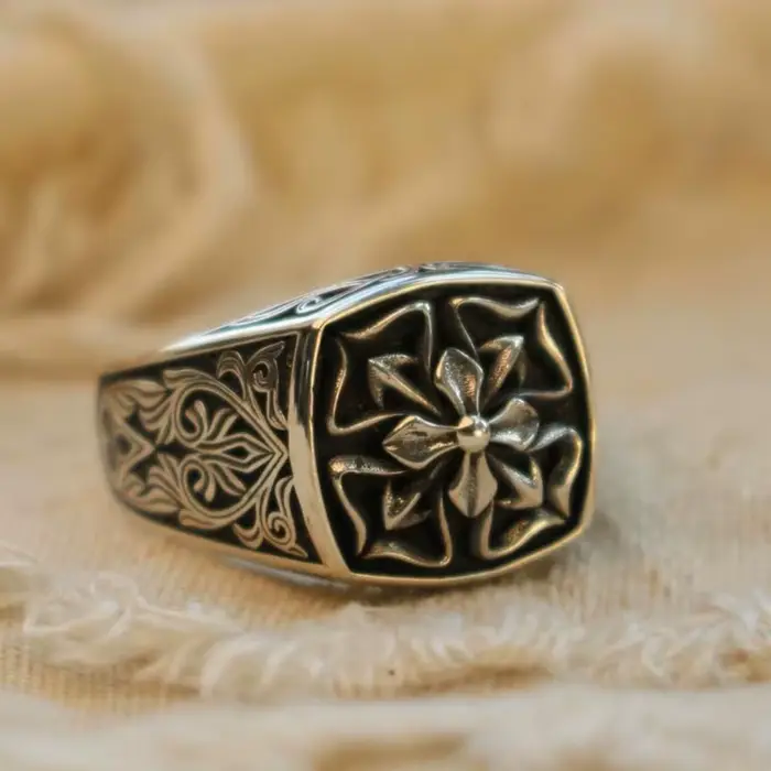 Bague trèfle à quatre feuilles en argent thaïlandais Vintage pour hommes, personnalité polyvalente, croix, cœur, motif d'herbe, bijoux de doigt réglables