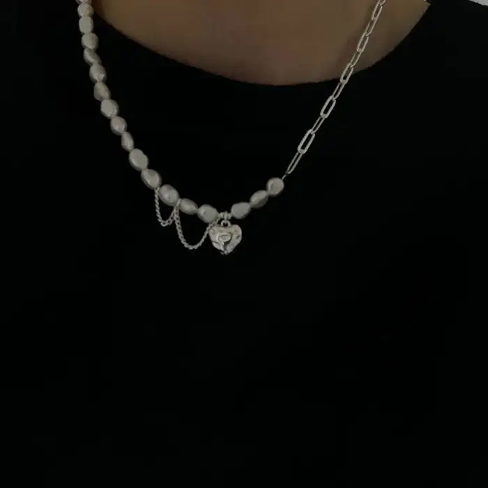 Collier de document en argent pour femme