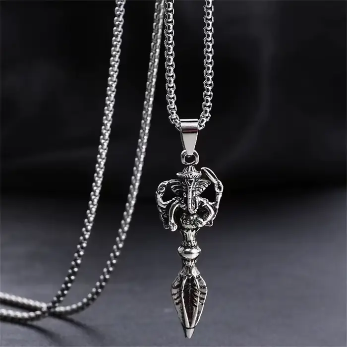 Collier pendentif bouddhiste tibétain Vajra, en acier titane, Om Mani Padme Hum, breloque avec accents en cristal, bijoux de guerrier spirituel