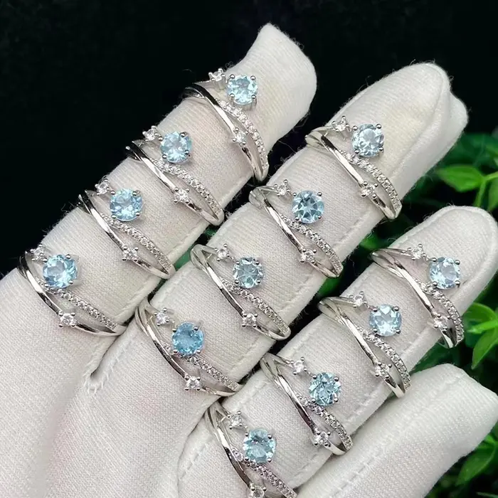 Bague en topaze naturelle à facettes