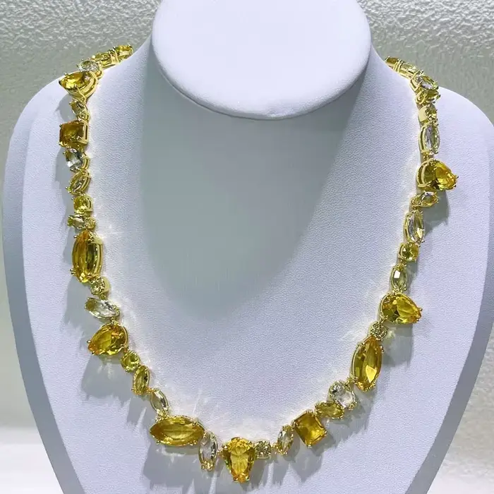 Collier à fleurs à breloques Original pour femmes, ensemble de bijoux fins tendance, boucles d'oreilles bonbons en cristal, Bracelet, accessoires de fête, 2025