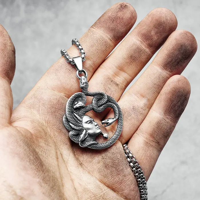 Pendentifs serpents Medusa pour hommes