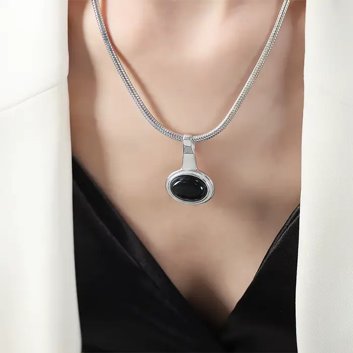Colliers pendentifs en onyx noir pour femmes, plaqués or 18 carats, en acier inoxydable, collier à maillons épais, bijoux de haute qualité, cadeau