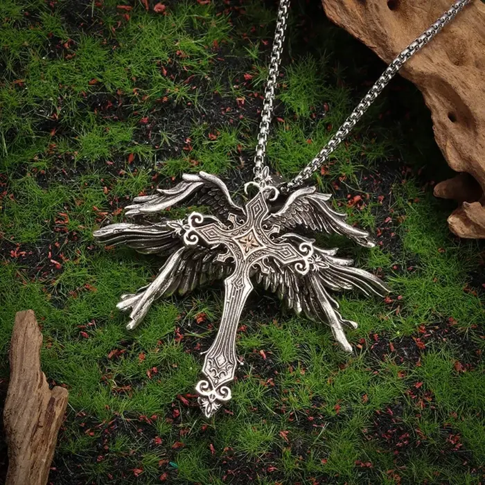 Rétro gothique jésus ailes croix pendentif collier bijoux pour hommes femmes grand Vintage foncé Punk religieux amulette colliers cadeaux