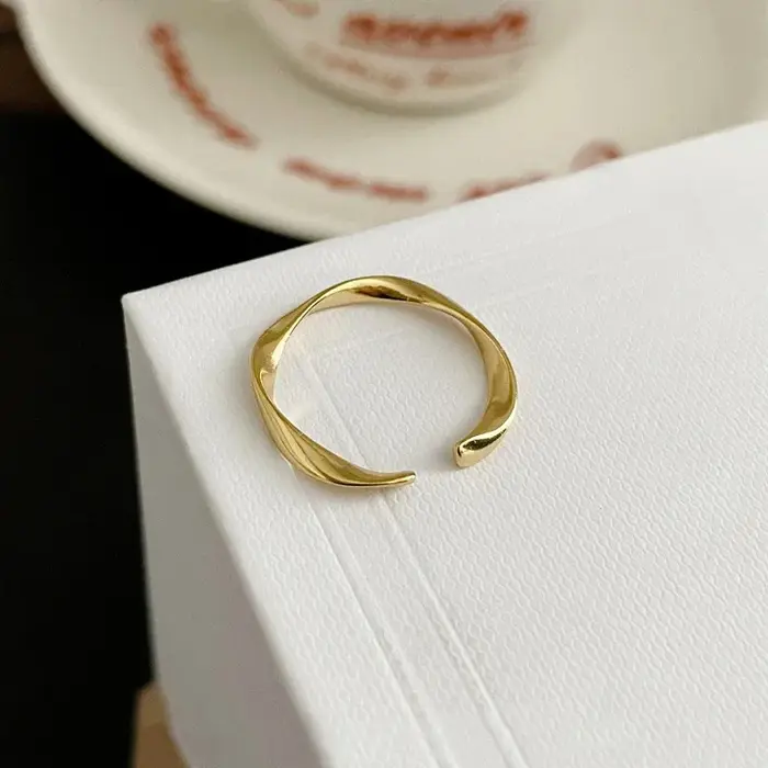 Bagues géométriques déformées couleur argent pour femmes, bijoux minimalistes tendance, accessoires 