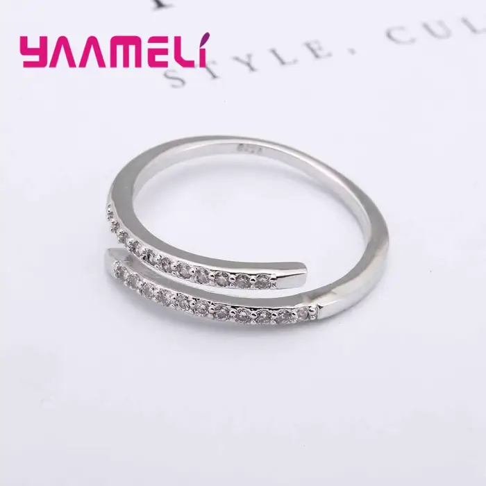 Beau Design de bague fine pour femmes