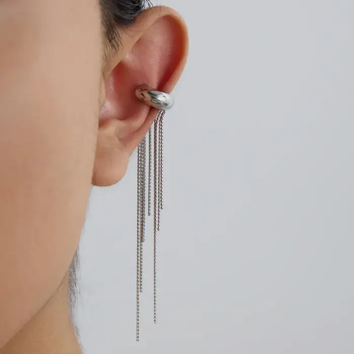 Boucles d'oreilles pendantes longues à pompons couleur or sans nickel pour femmes