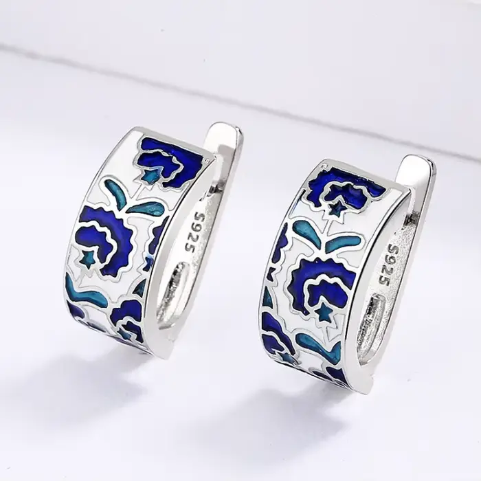 925 argent classique créatif à la main bleu émail boucles d'oreilles pour dames fleur forme boucles 