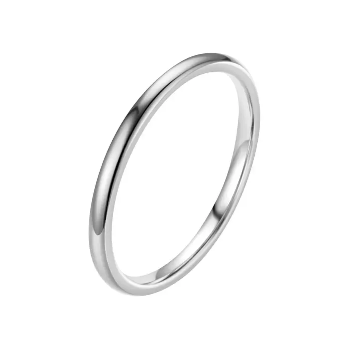 Bague plaquée argent 925 élégante et durable pour femmes occasions spéciales alliance de mariage simple et classique