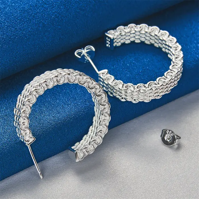 Boucles d'oreilles tressées en argent sterling 925 pour femmes, élégantes et modernes, idéales pour les occasions spéciales et les fêtes
