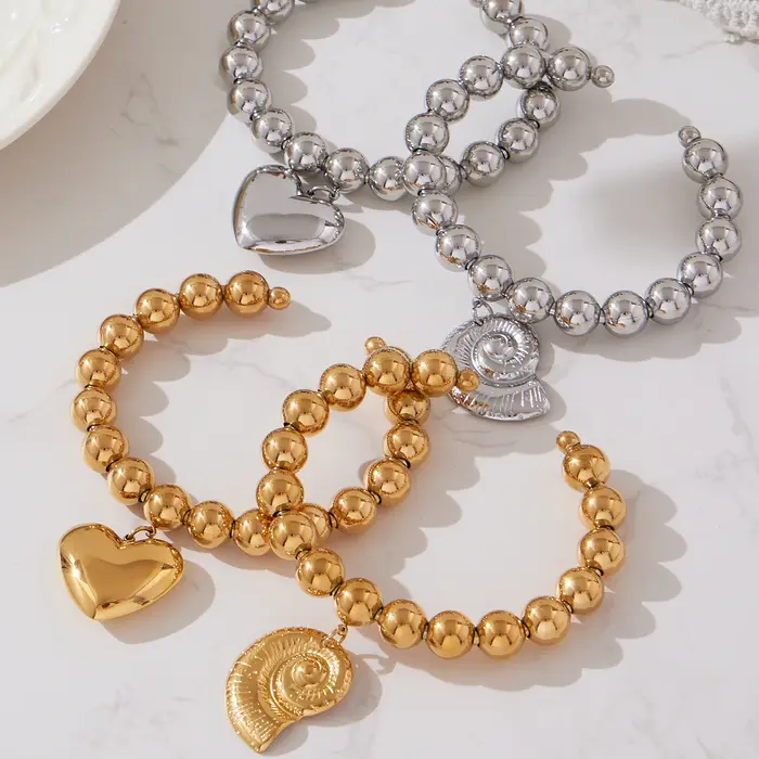 Bracelet en coquillage de conque en forme de cœur pour femmes