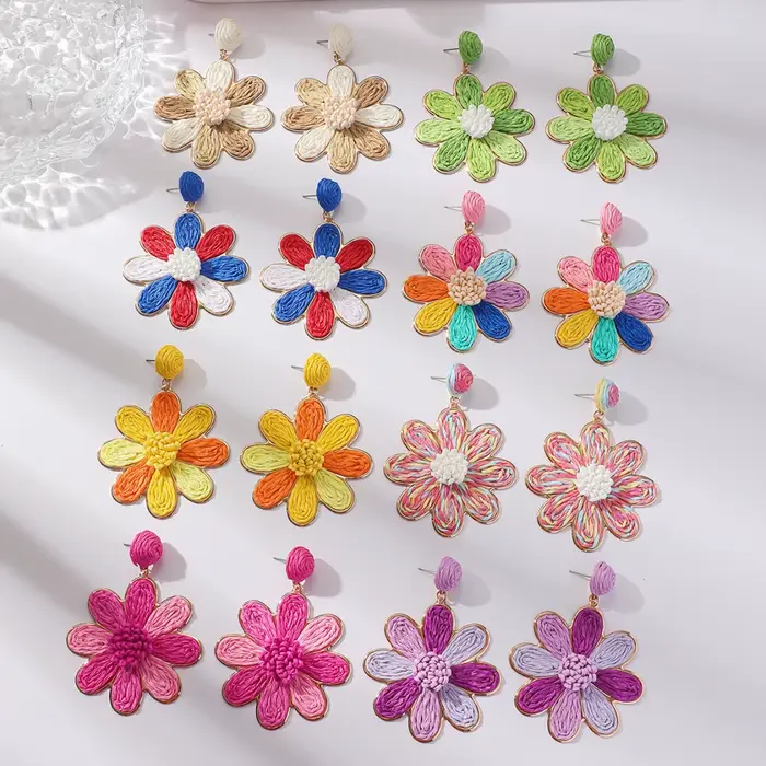 Boucles d'oreilles en rotin tricotées à la main d'inspiration bohème multicolores pour femmes occasions spéciales et vacances