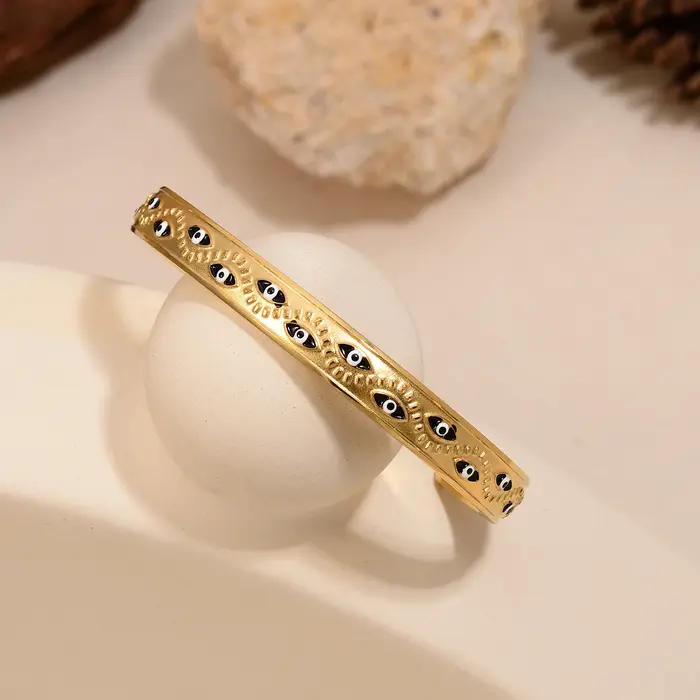 Bracelet ouvert œil porte-bonheur en acier inoxydable plaqué or 18 carats bijou tendance ethnique pour femmes occasions spéciales