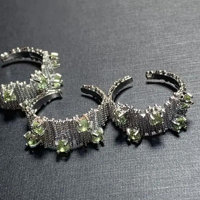 Bague en péridot naturel 38
