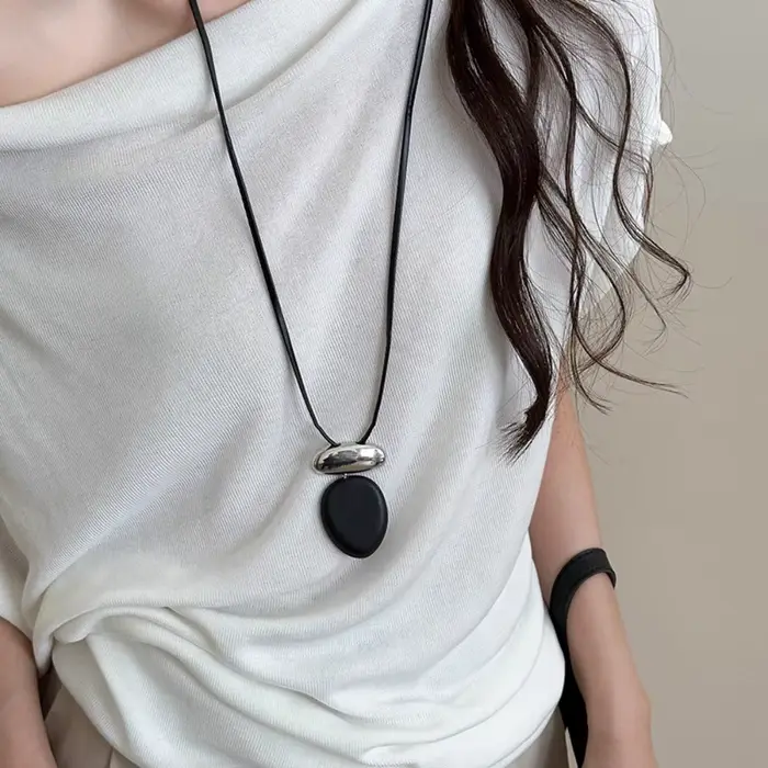 Collier pendentif ovale en bois Vintage pour femmes