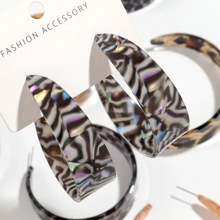 Boucles d'oreilles léopard en acrylique pour femmes