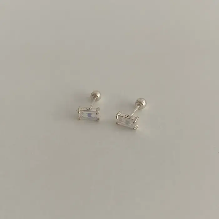 Boucles d'oreilles géométriques carrées en argent regardé 925 pour femmes, vis de personnalité, mini