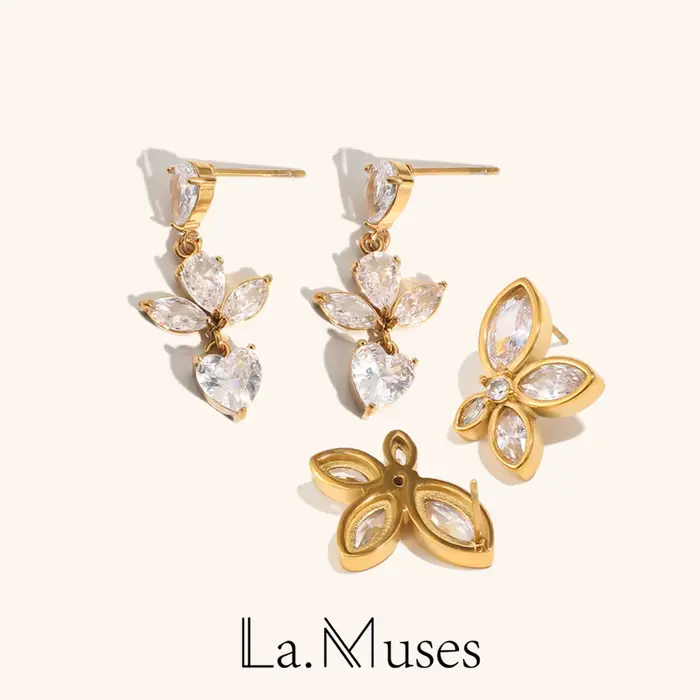 La. Boucles d'oreilles pour femmes en acier inoxydable avec fleurs géométriques Muses et zircon brillant