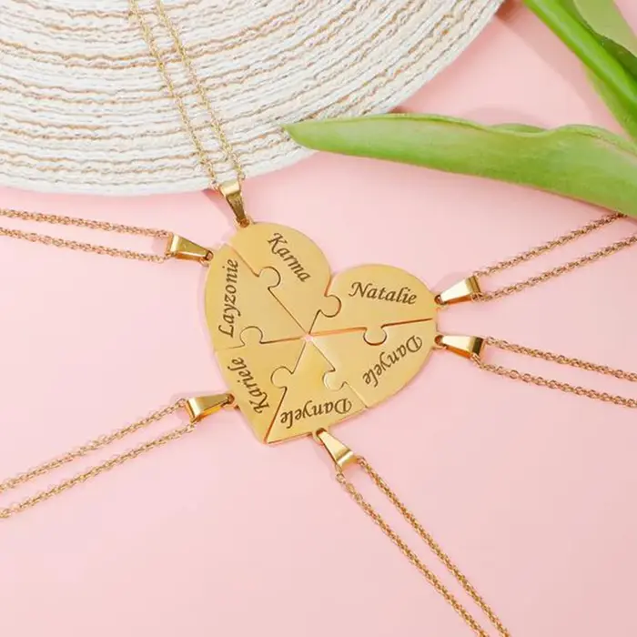 Noms personnalisés Puzzle pièces de coeur collier
