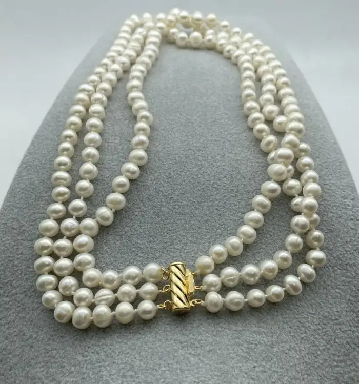 Collier de perles blanches d'eau douce naturelles à 3 rangées de 7 à 8 mm, 17-19 pouces