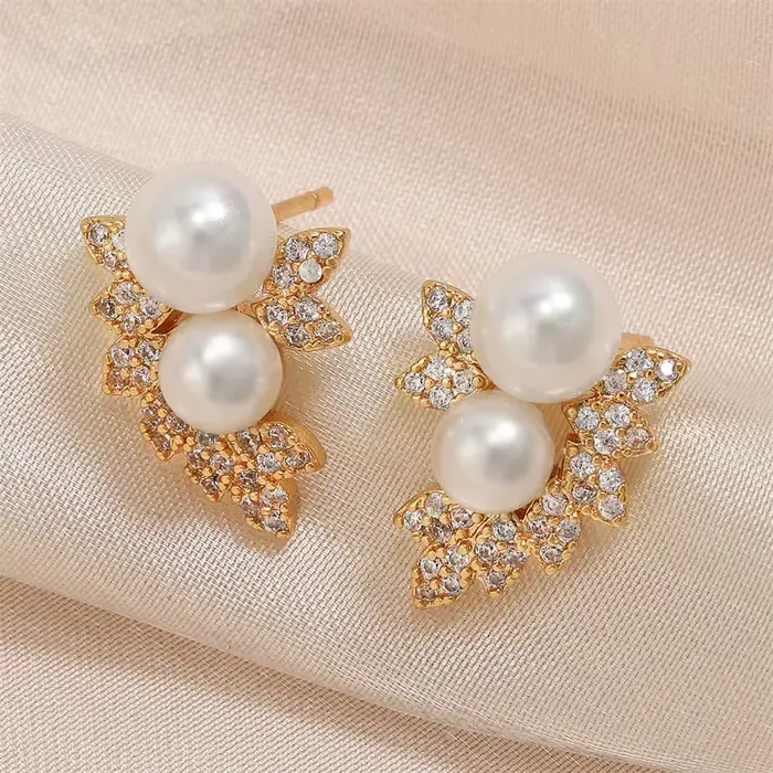 UILZ exquise Imitation perle boucles d'oreilles pour les femmes de luxe en forme de feuille zircone couleur or boucle d'oreille bijoux de fête de mariage