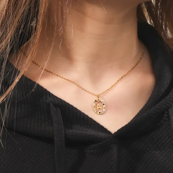Cazador Zcompresses sur Initiale Lettre Collier pour Femmes Strass A-Z Alphabet