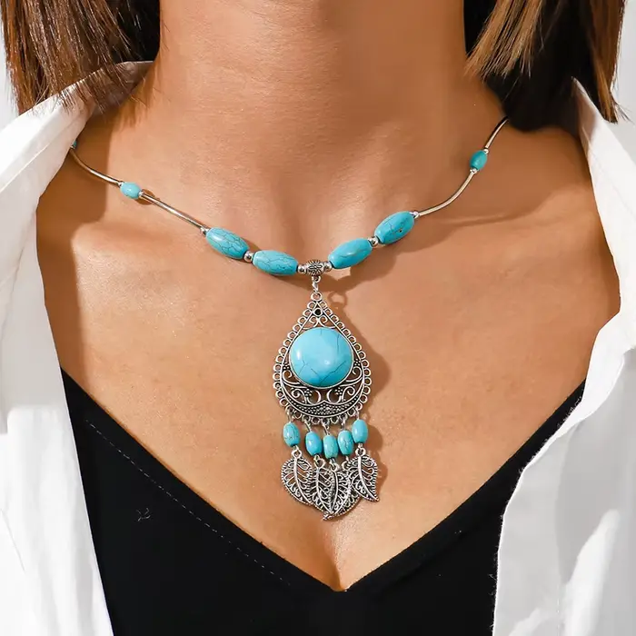 Collier en pierre turquoise naturelle pour femmes, style bohème, goutte d'eau, bijoux ethniques pour occasions spéciales et quotidienne