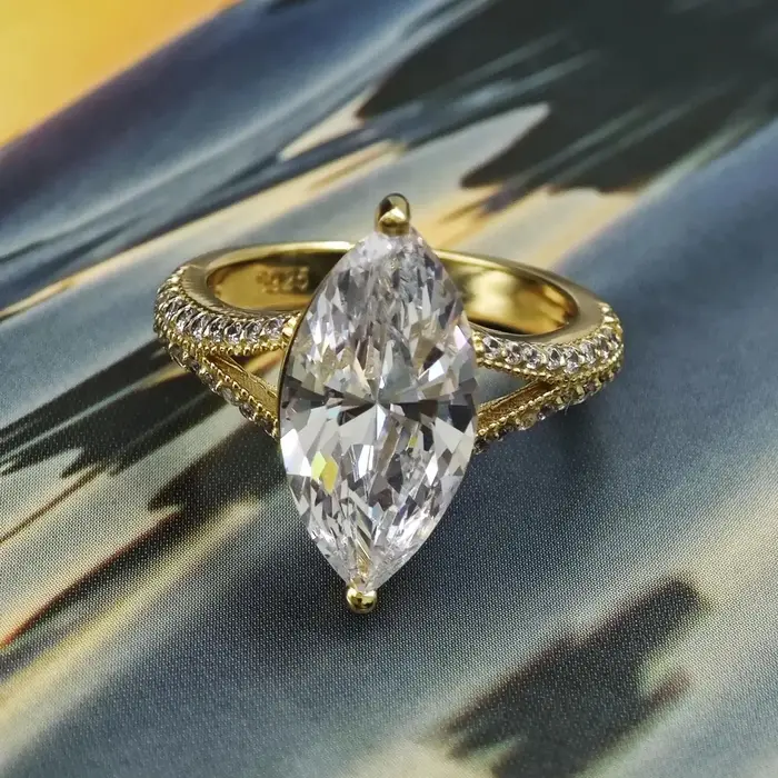 Bague en argent pur 925 sertie de diamants, conçue pour les femmes, ornée d'une pierre précieuse en 