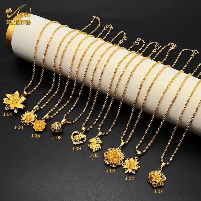 Collier pendentif fleur creuse pour femme