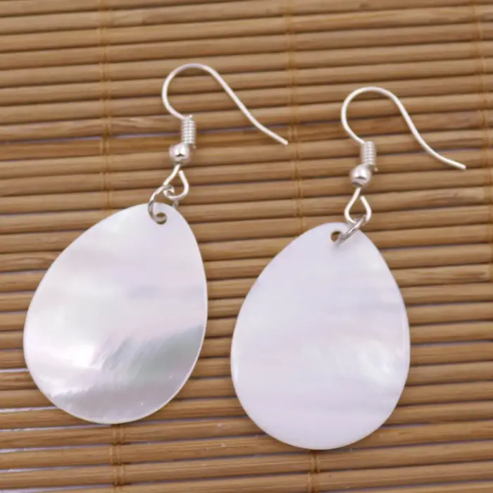Boucles d'oreilles pendantes en nacre naturelle blanche 20mmx30mm en forme de goutte d'eau pour femmes
