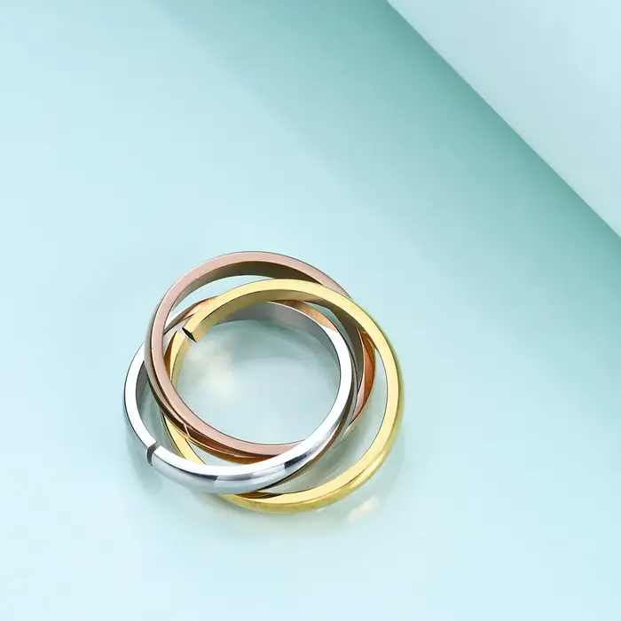Bagues en acier inoxydable pour filles et femmes