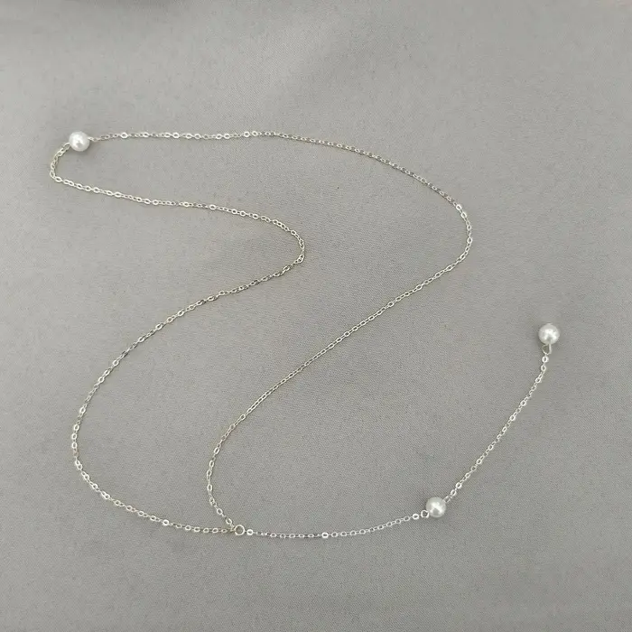 Collier long à pampilles de perles tendance pour femme