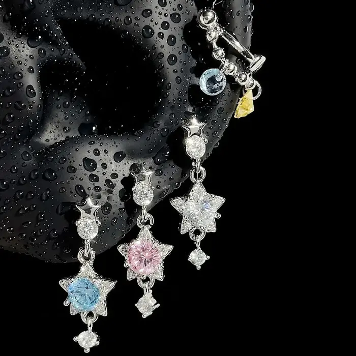 Boucles d'oreilles pendantes en acier chirurgical en forme d'étoile pour femmes