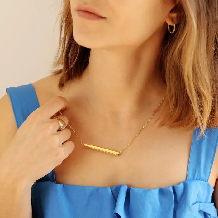 Collier coulissant Horizontal avec nom gravé et Message caché pour femmes